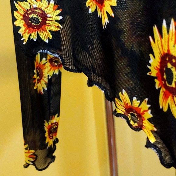 Shirt - Picture 2 of 3